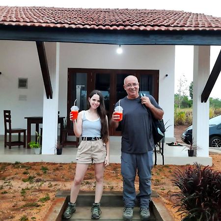 Moni Farm House Wilpattu Nochchiyagama ภายนอก รูปภาพ
