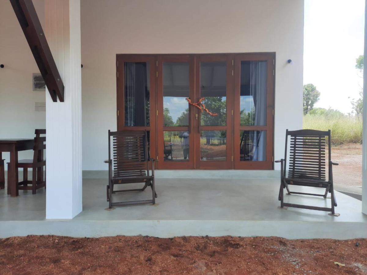 Moni Farm House Wilpattu Nochchiyagama ภายนอก รูปภาพ