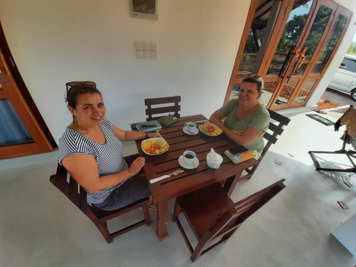 Moni Farm House Wilpattu Nochchiyagama ภายนอก รูปภาพ